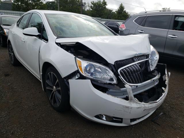 Photo 0 VIN: 1G4PW5SK3G4174068 - BUICK VERANO SPO 