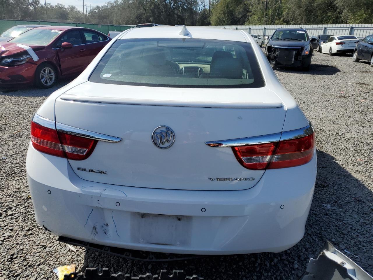 Photo 5 VIN: 1G4PW5SK4G4167985 - BUICK VERANO 