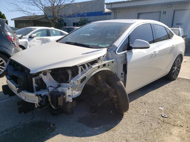 Photo 1 VIN: 1G4PW5SK5G4179417 - BUICK VERANO SPO 