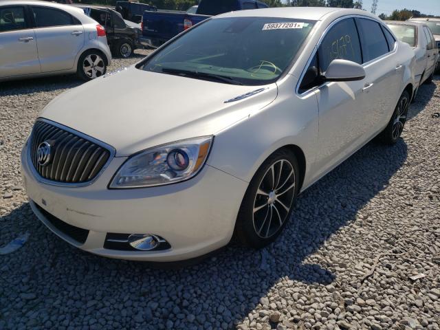 Photo 1 VIN: 1G4PW5SK6G4176185 - BUICK VERANO SPO 