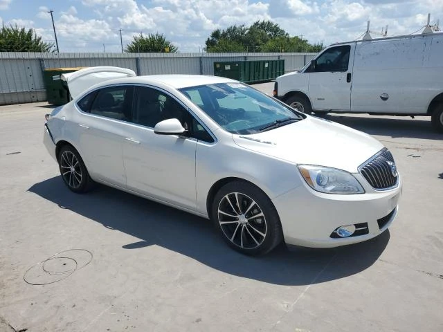 Photo 3 VIN: 1G4PW5SK6G4181855 - BUICK VERANO SPO 