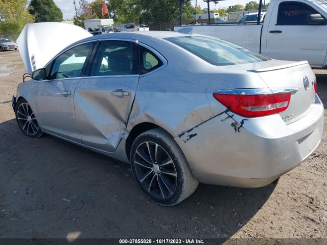 Photo 2 VIN: 1G4PW5SK8G4173899 - BUICK VERANO 