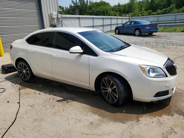 Photo 3 VIN: 1G4PW5SK8G4179976 - BUICK VERANO SPO 