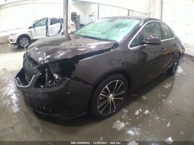 Photo 1 VIN: 1G4PW5SK8G4181811 - BUICK VERANO 