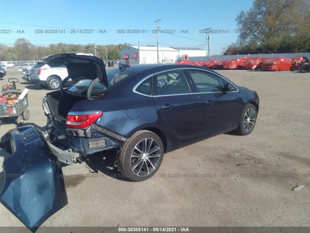 Photo 3 VIN: 1G4PW5SK9G4170316 - BUICK VERANO 