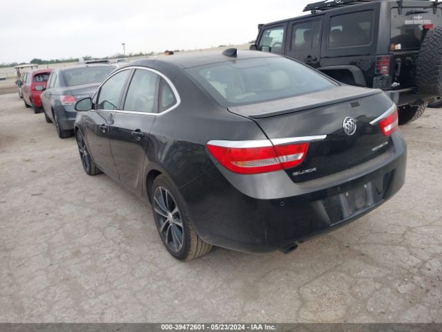 Photo 2 VIN: 1G4PW5SK9G4185673 - BUICK VERANO 