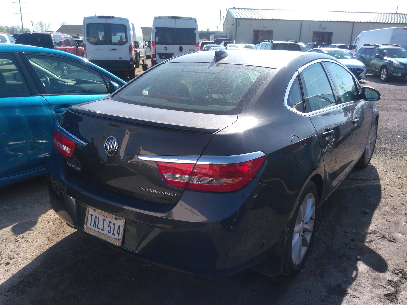 Photo 1 VIN: 1G4PW5SKXG4136157 - BUICK VERANO 