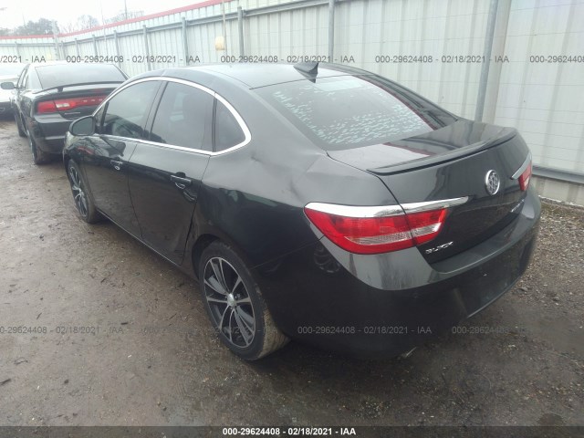 Photo 2 VIN: 1G4PW5SKXG4177064 - BUICK VERANO 