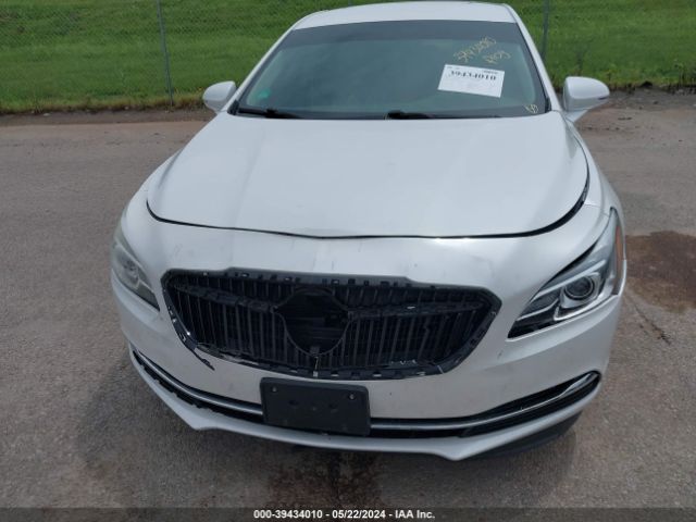 Photo 5 VIN: 1G4ZN5SS8JU111843 - BUICK LACROSSE 