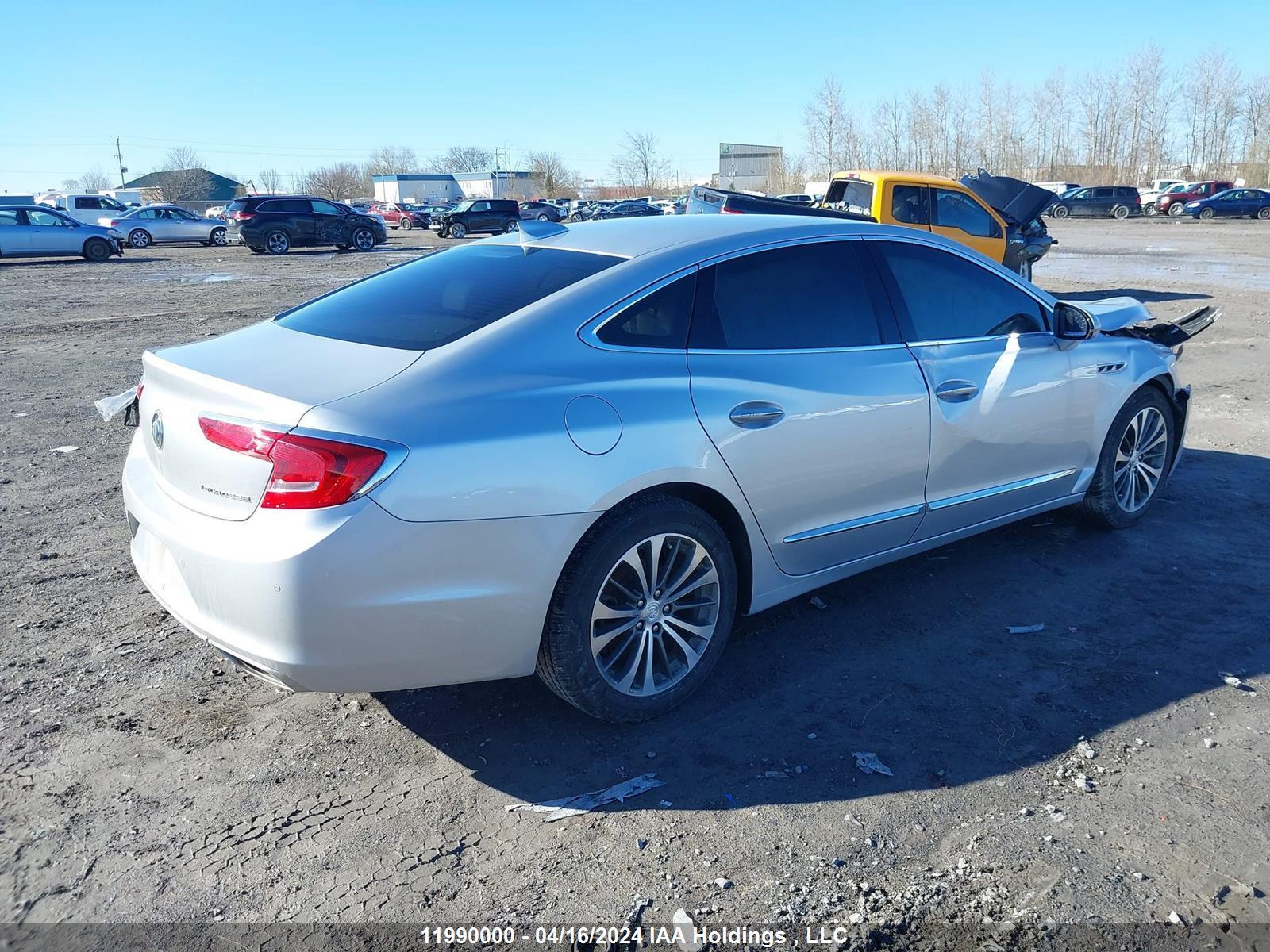 Photo 3 VIN: 1G4ZP5SS0HU200827 - BUICK LACROSSE 