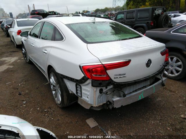 Photo 2 VIN: 1G4ZP5SS2JU126459 - BUICK LACROSSE 