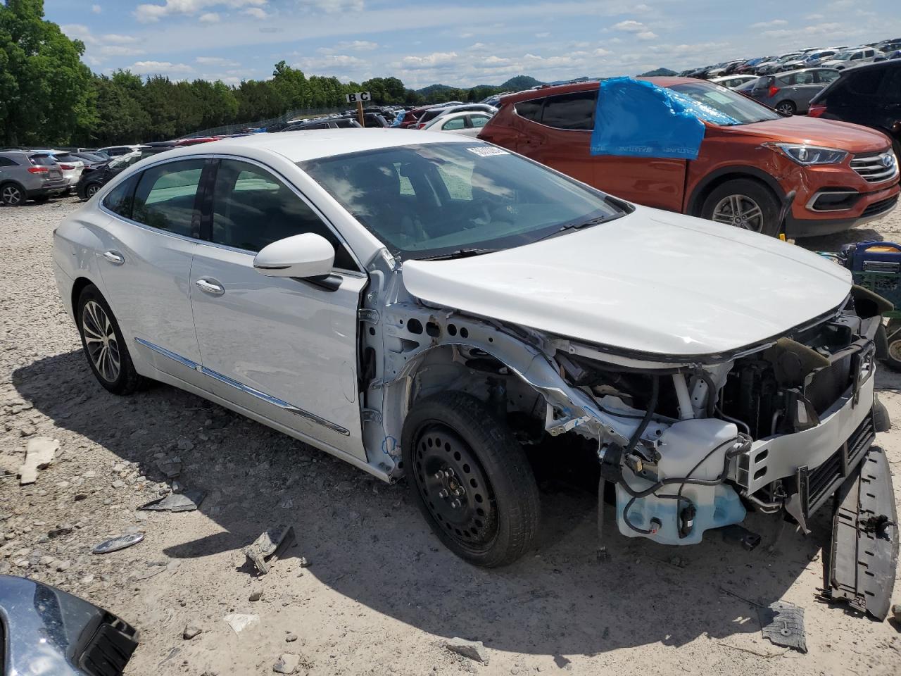 Photo 3 VIN: 1G4ZP5SS2JU131239 - BUICK LACROSSE 