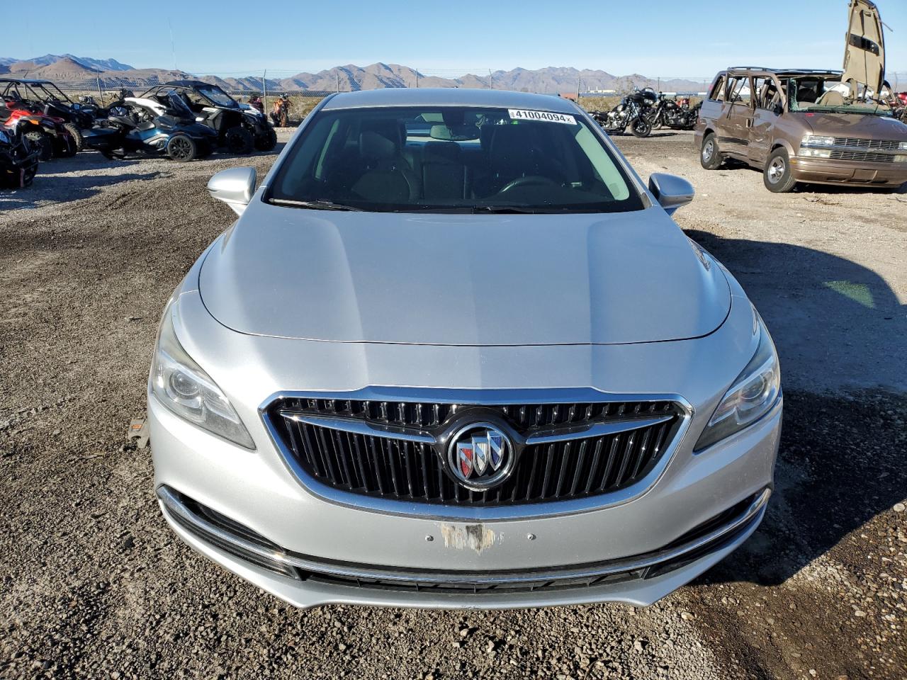 Photo 4 VIN: 1G4ZP5SS3HU211062 - BUICK LACROSSE 