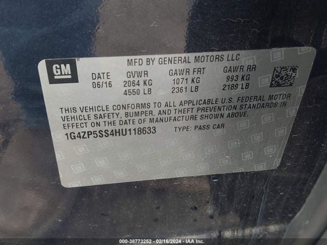 Photo 8 VIN: 1G4ZP5SS4HU118633 - BUICK LACROSSE 