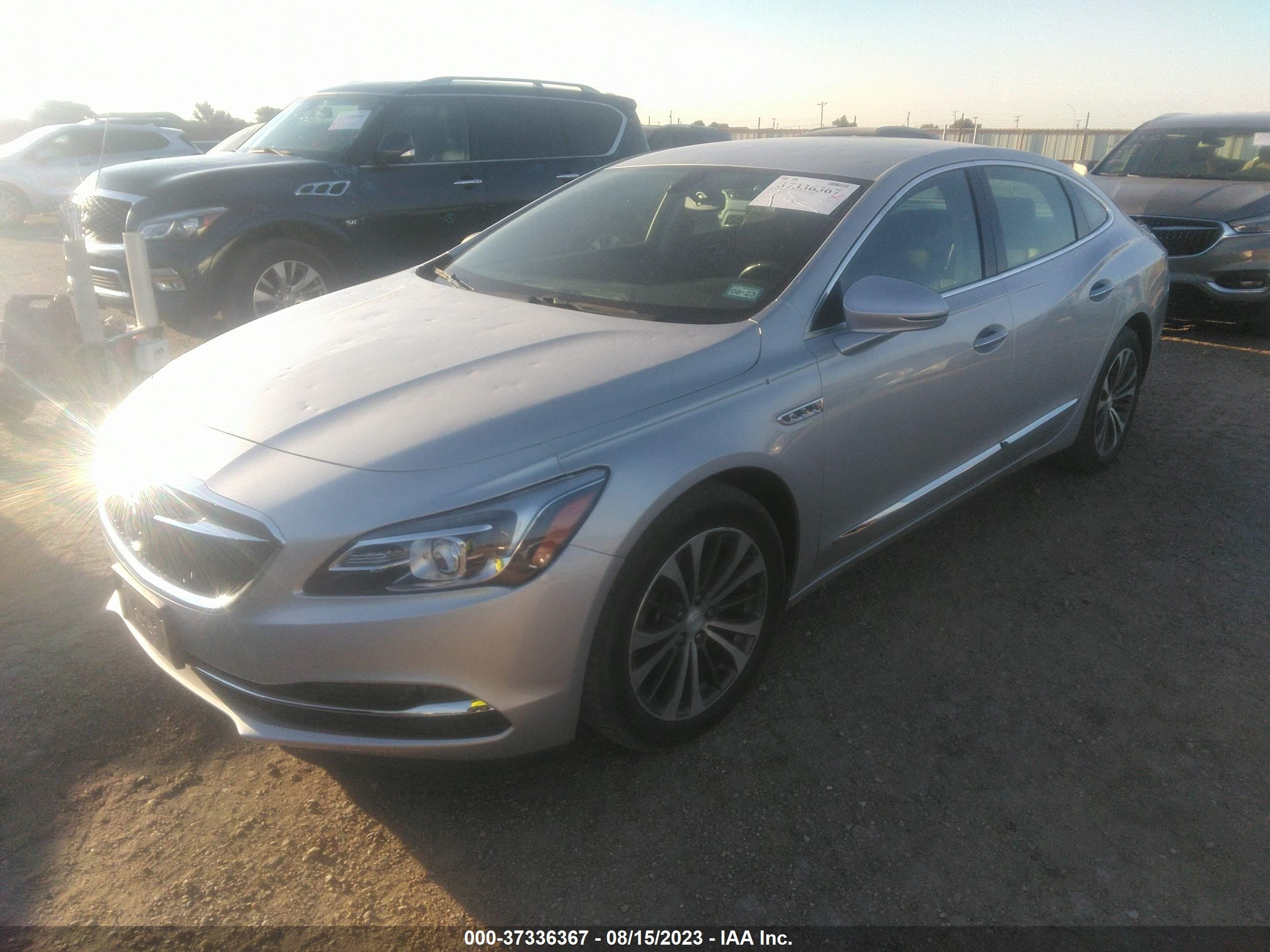 Photo 1 VIN: 1G4ZP5SS6KU107625 - BUICK LACROSSE 