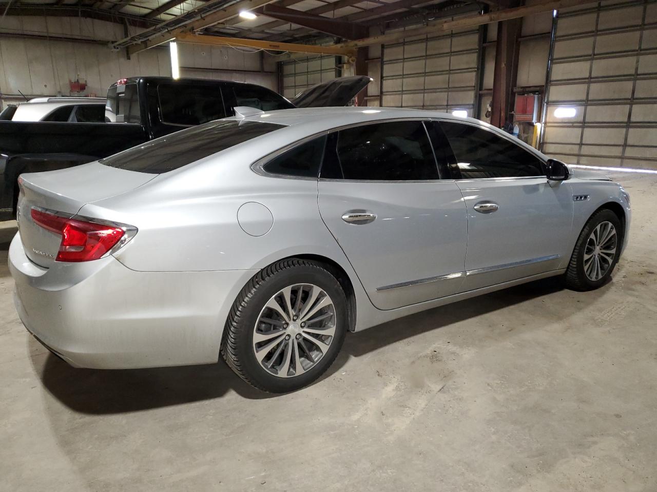 Photo 2 VIN: 1G4ZP5SS7JU130457 - BUICK LACROSSE 