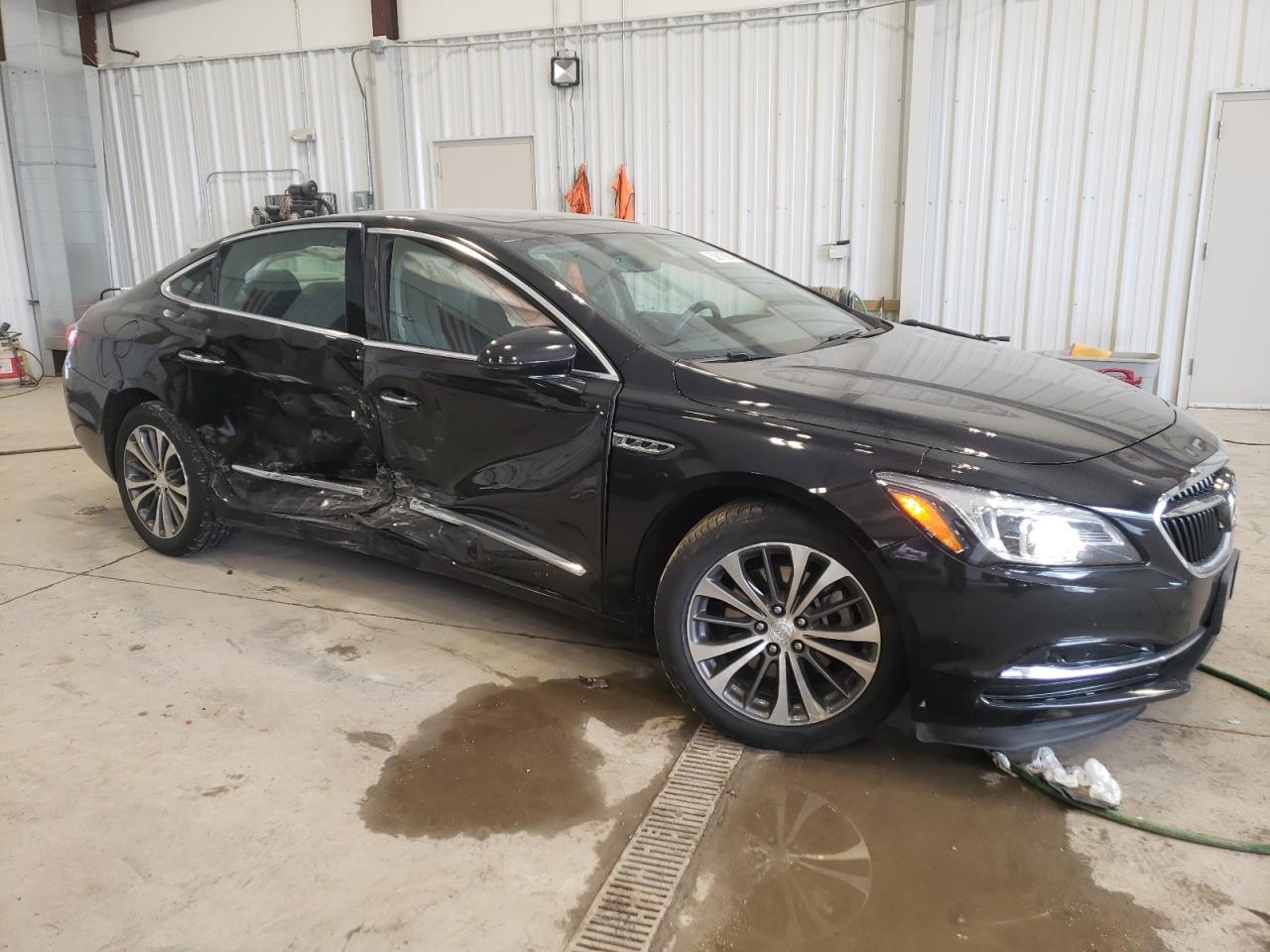 Photo 3 VIN: 1G4ZP5SS9JU148295 - BUICK LACROSSE 