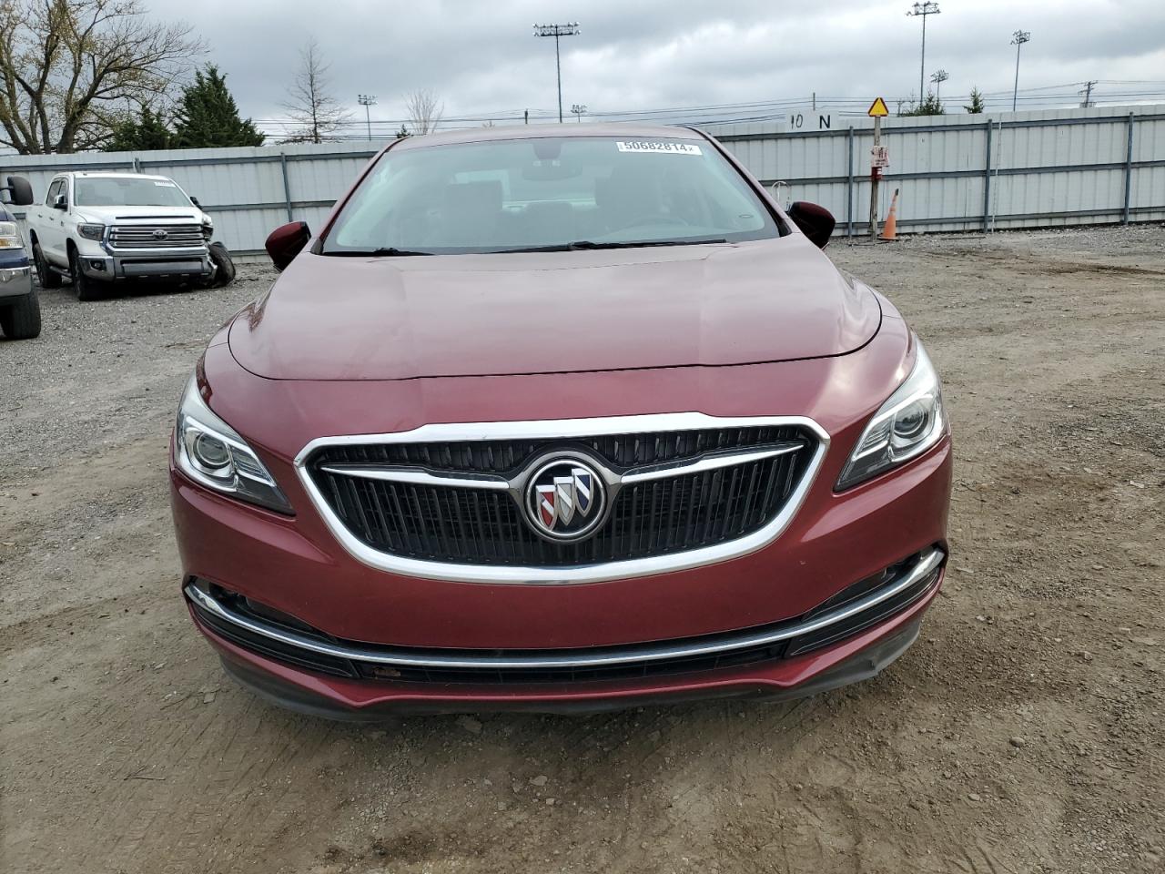 Photo 4 VIN: 1G4ZP5SSXHU156917 - BUICK LACROSSE 