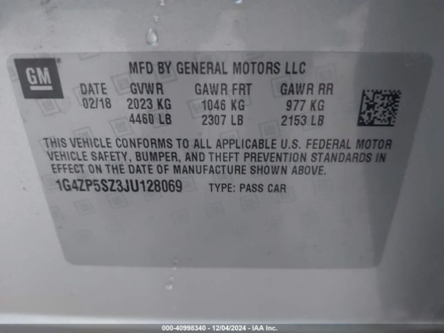 Photo 8 VIN: 1G4ZP5SZ3JU128069 - BUICK LACROSSE 