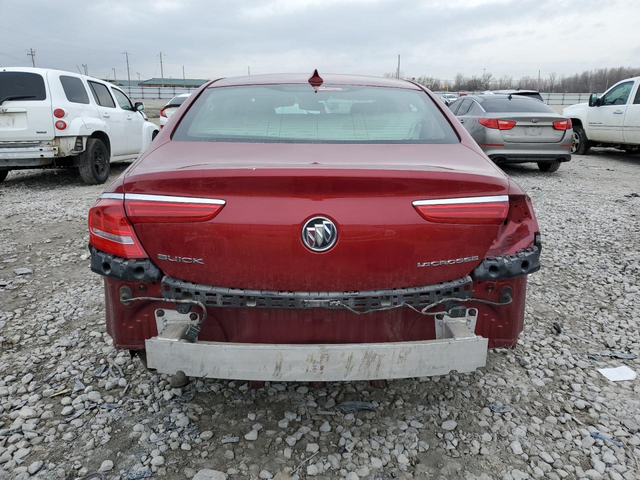 Photo 5 VIN: 1G4ZP5SZ6JU131399 - BUICK LACROSSE 