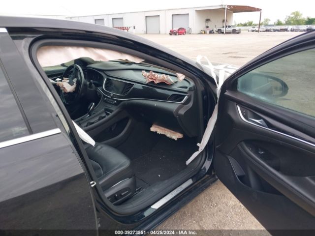 Photo 4 VIN: 1G4ZR5SS2HU180008 - BUICK LACROSSE 