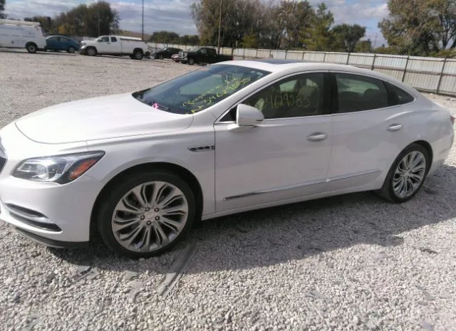 Photo 5 VIN: 1G4ZR5SS3HU176954 - BUICK LACROSSE 