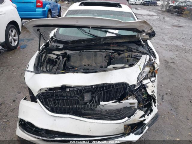 Photo 9 VIN: 1G4ZR5SS4HU138858 - BUICK LACROSSE 