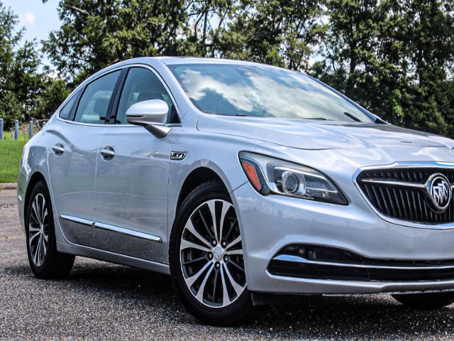 Photo 2 VIN: 1G4ZR5SS4JU126277 - BUICK LACROSSE 