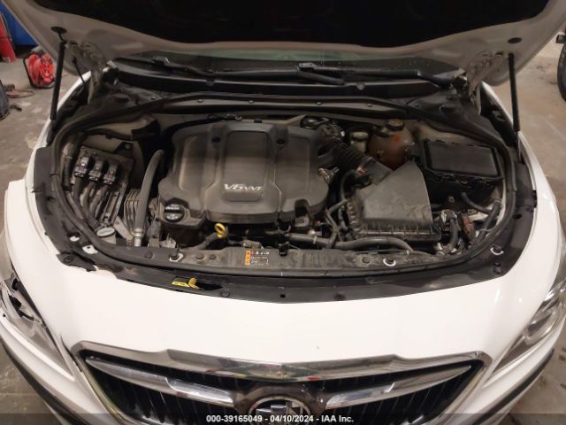 Photo 9 VIN: 1G4ZR5SS9HU181561 - BUICK LACROSSE 