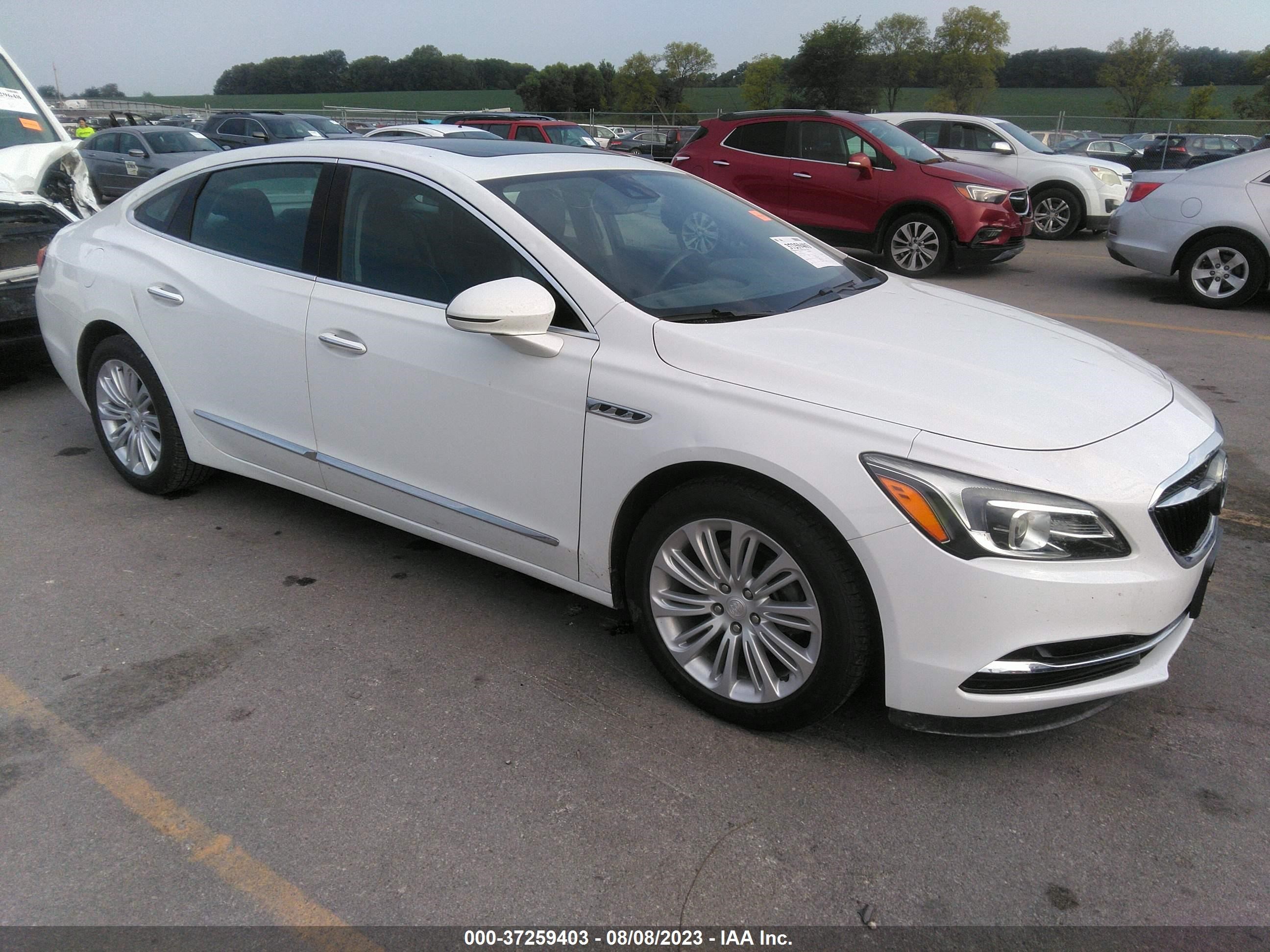 Photo 12 VIN: 1G4ZR5SZ3JU125313 - BUICK LACROSSE 