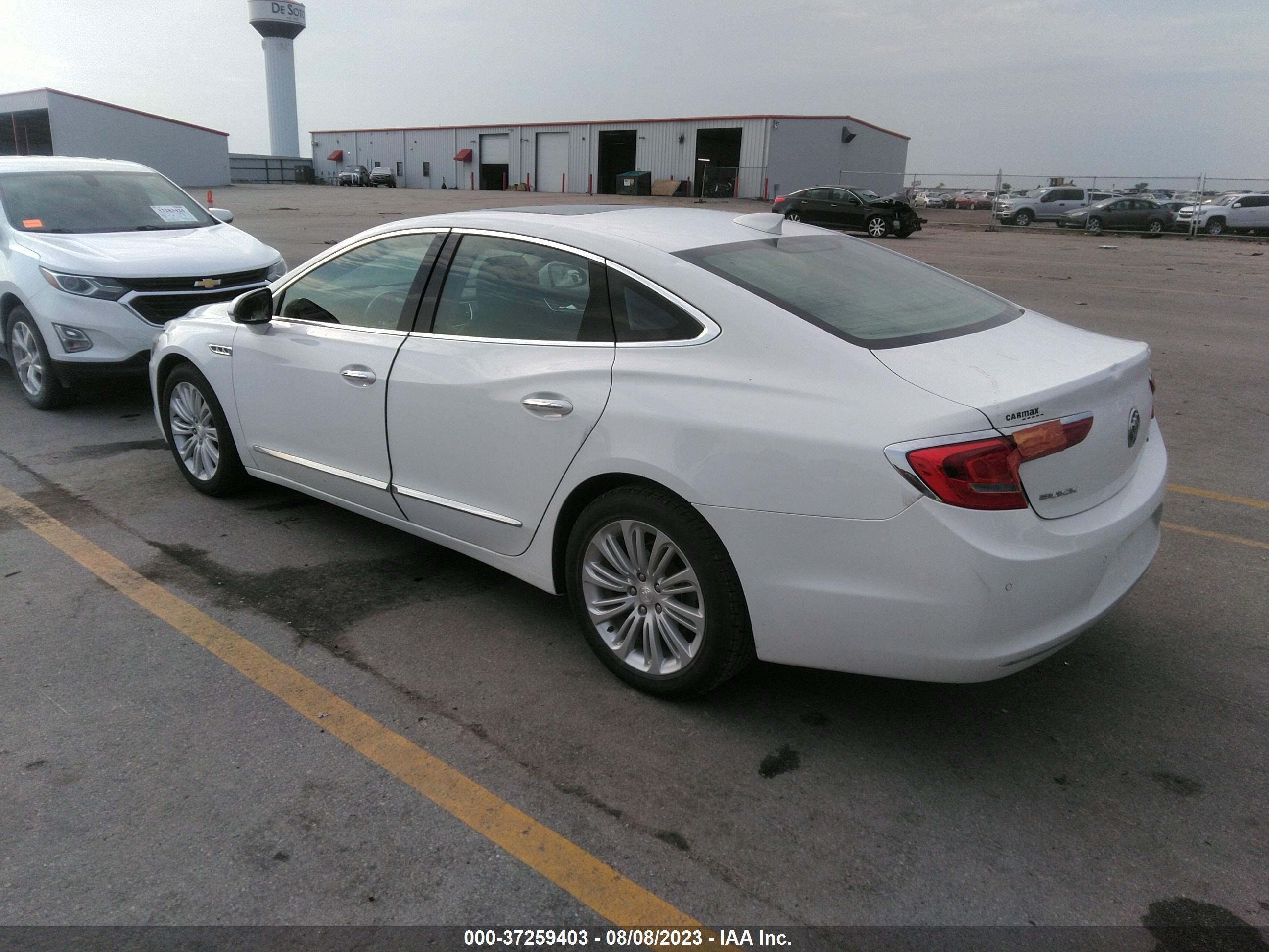 Photo 13 VIN: 1G4ZR5SZ3JU125313 - BUICK LACROSSE 