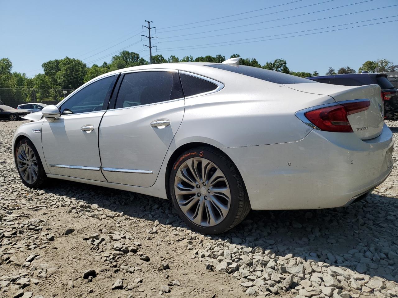 Photo 1 VIN: 1G4ZS5SS0HU148999 - BUICK LACROSSE 