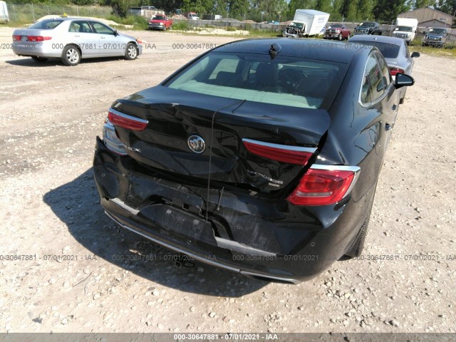 Photo 5 VIN: 1G4ZS5SS2HU204702 - BUICK LACROSSE 