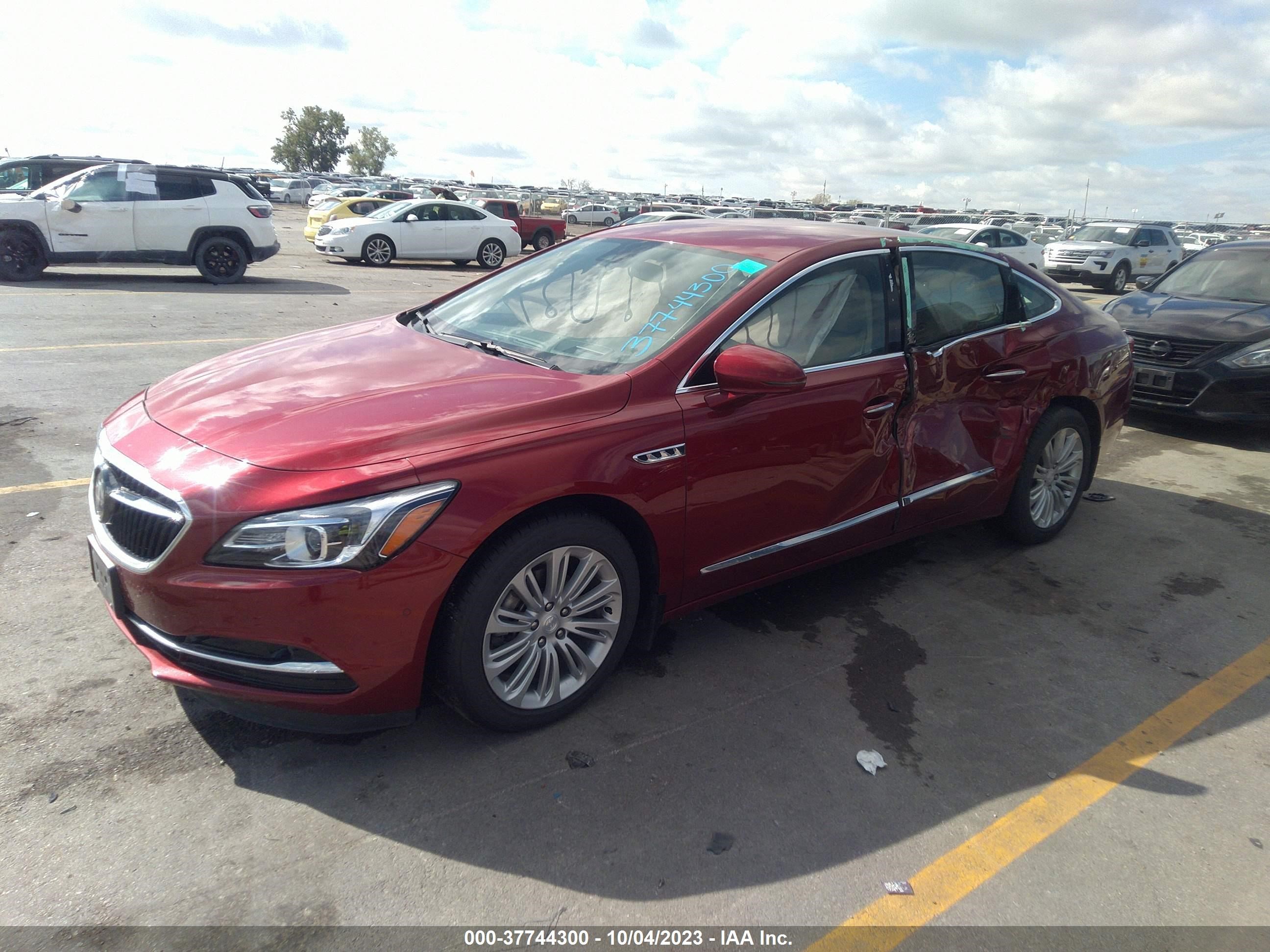 Photo 1 VIN: 1G4ZS5SZ3KU104001 - BUICK LACROSSE 