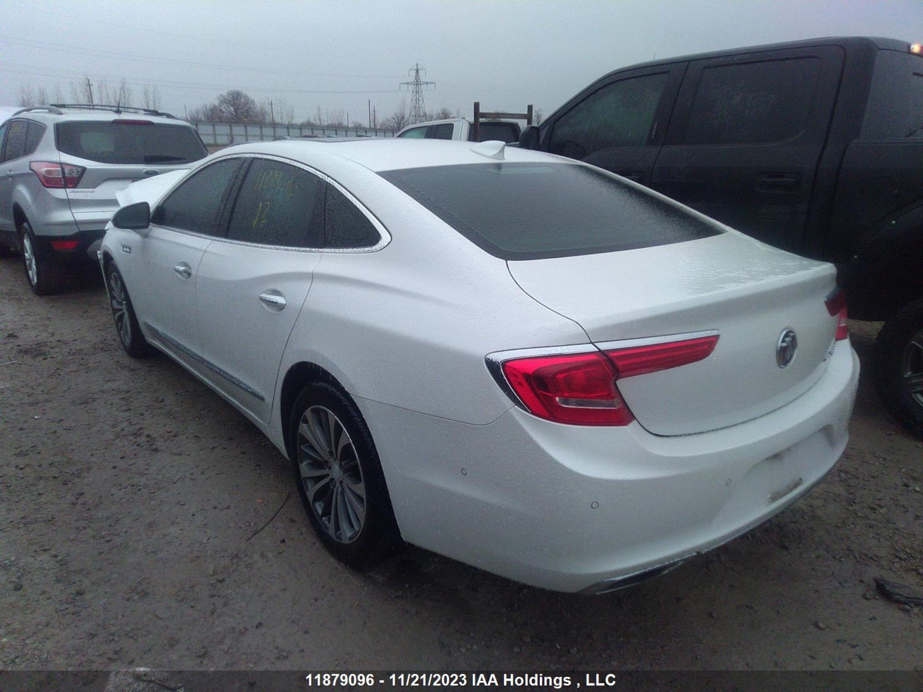 Photo 2 VIN: 1G4ZT5SS7KU100114 - BUICK LACROSSE 