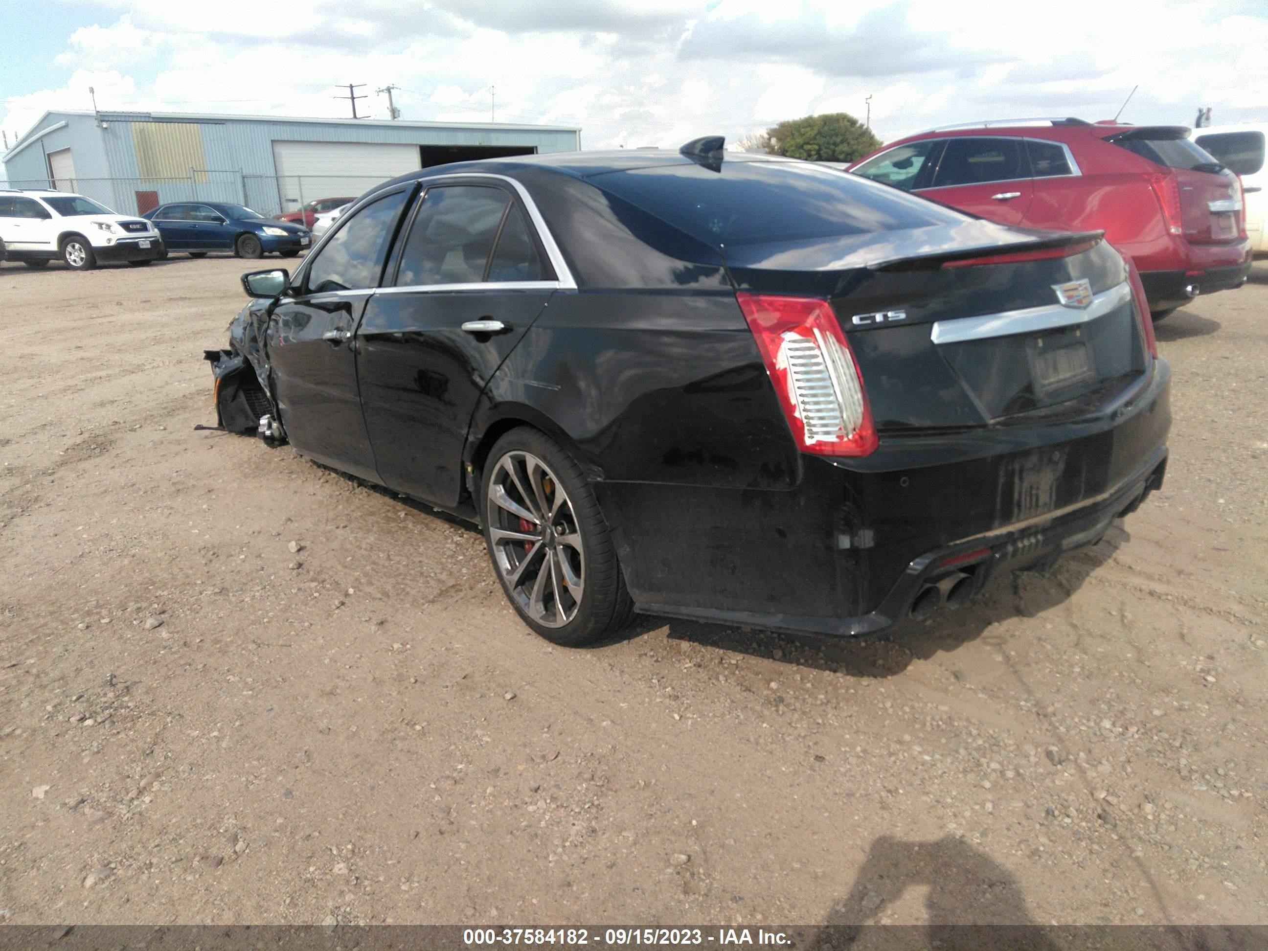 Photo 2 VIN: 1G6A15S61H0127290 - CADILLAC CTS-V 