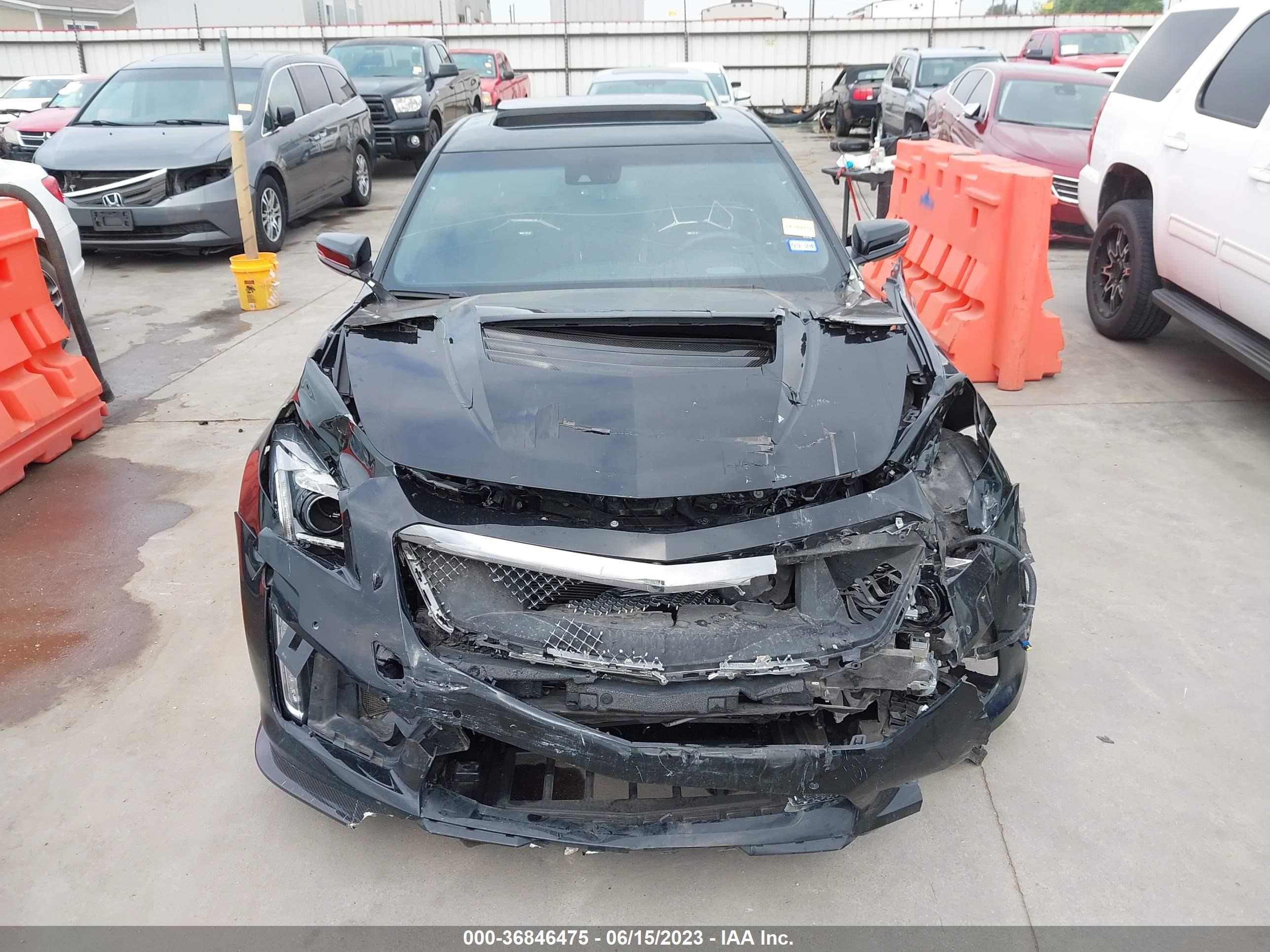 Photo 5 VIN: 1G6A15S62J0150468 - CADILLAC CTS-V 