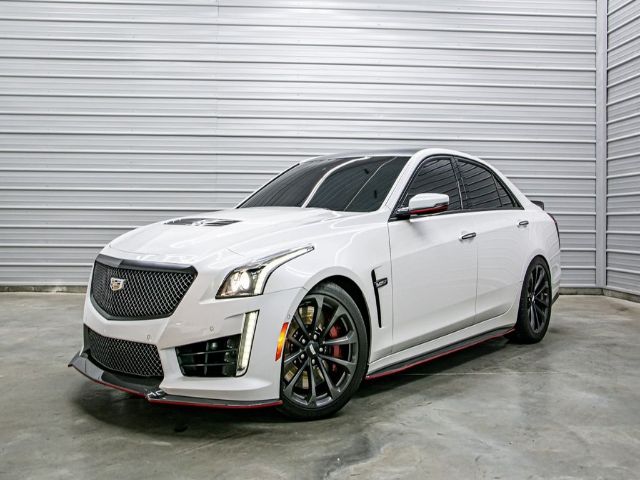 Photo 3 VIN: 1G6A15S63H0192349 - CADILLAC CTS-V SEDAN 