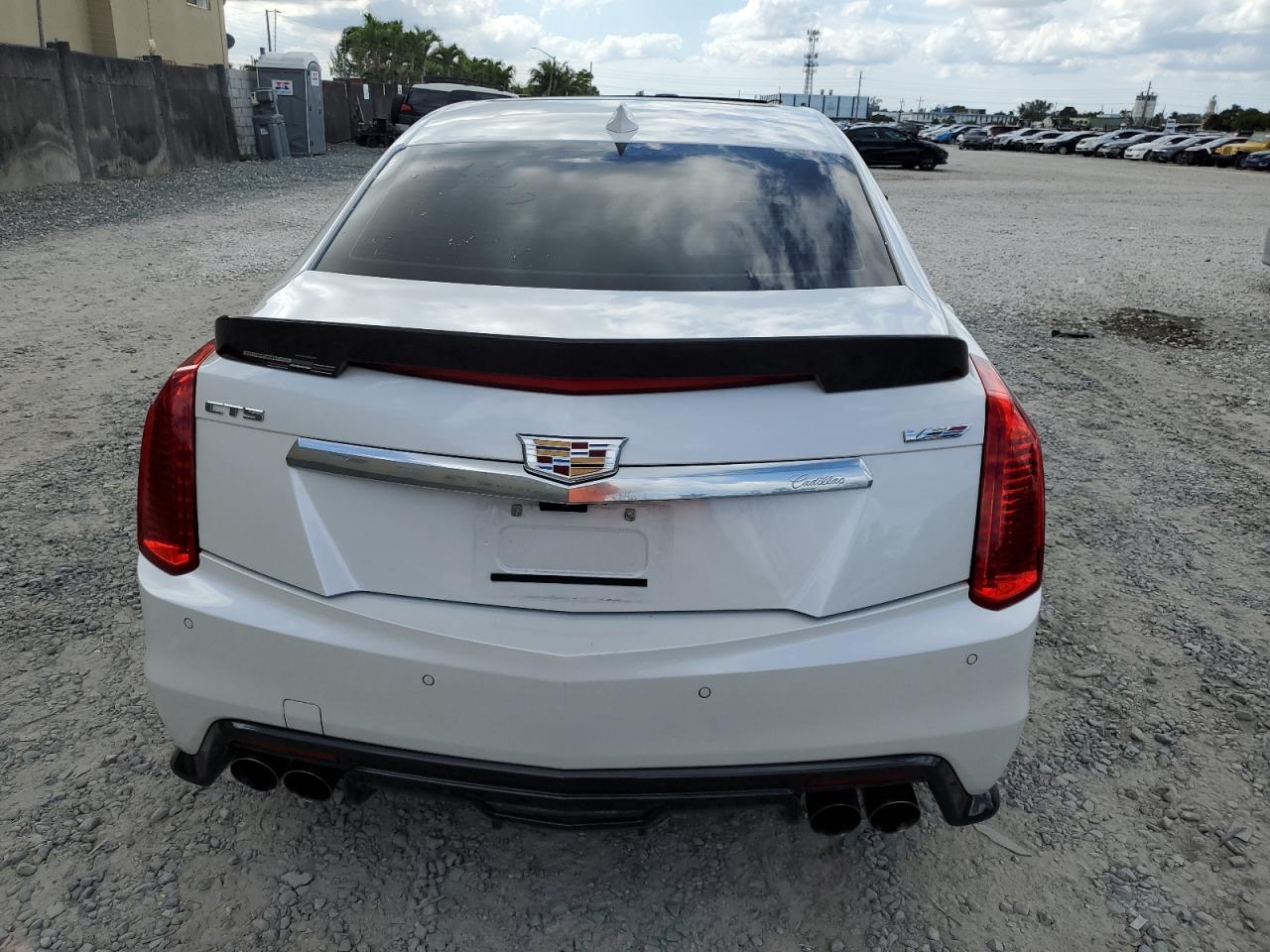 Photo 5 VIN: 1G6A15S68J0165539 - CADILLAC CTS 