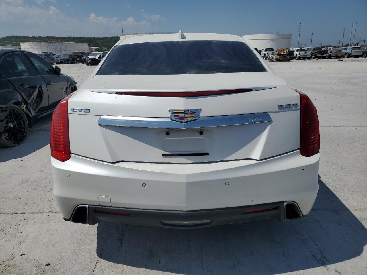 Photo 5 VIN: 1G6AP5SX4H0206721 - CADILLAC CTS 