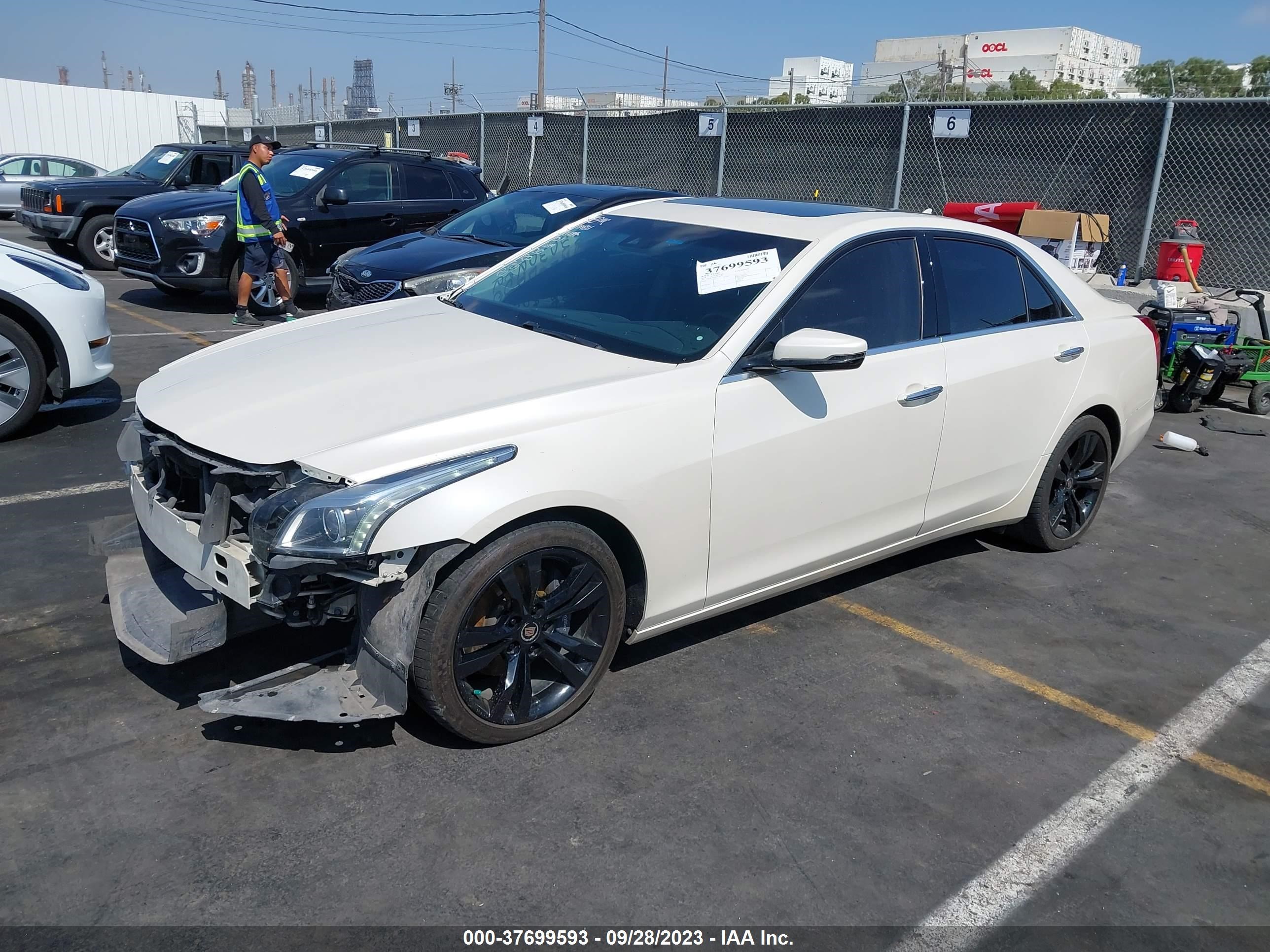 Photo 1 VIN: 1G6AR5S3XE0178331 - CADILLAC CTS 