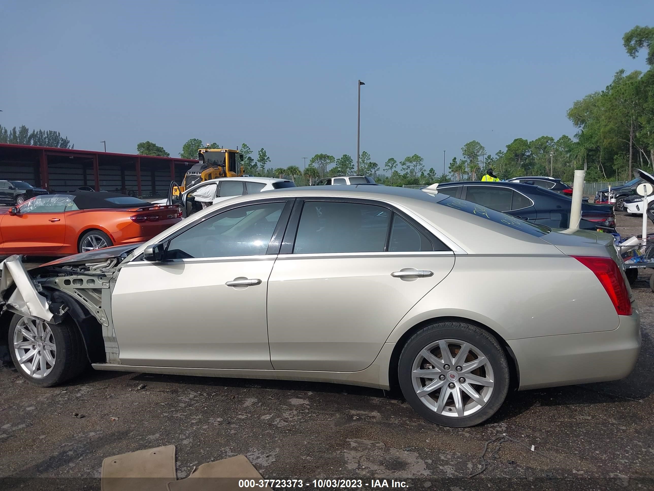 Photo 14 VIN: 1G6AR5SX1E0183520 - CADILLAC CTS 