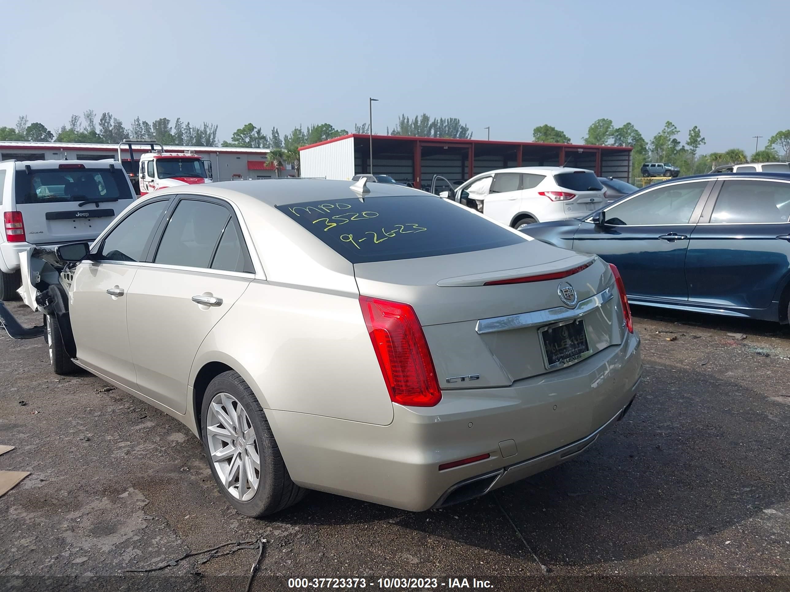 Photo 2 VIN: 1G6AR5SX1E0183520 - CADILLAC CTS 