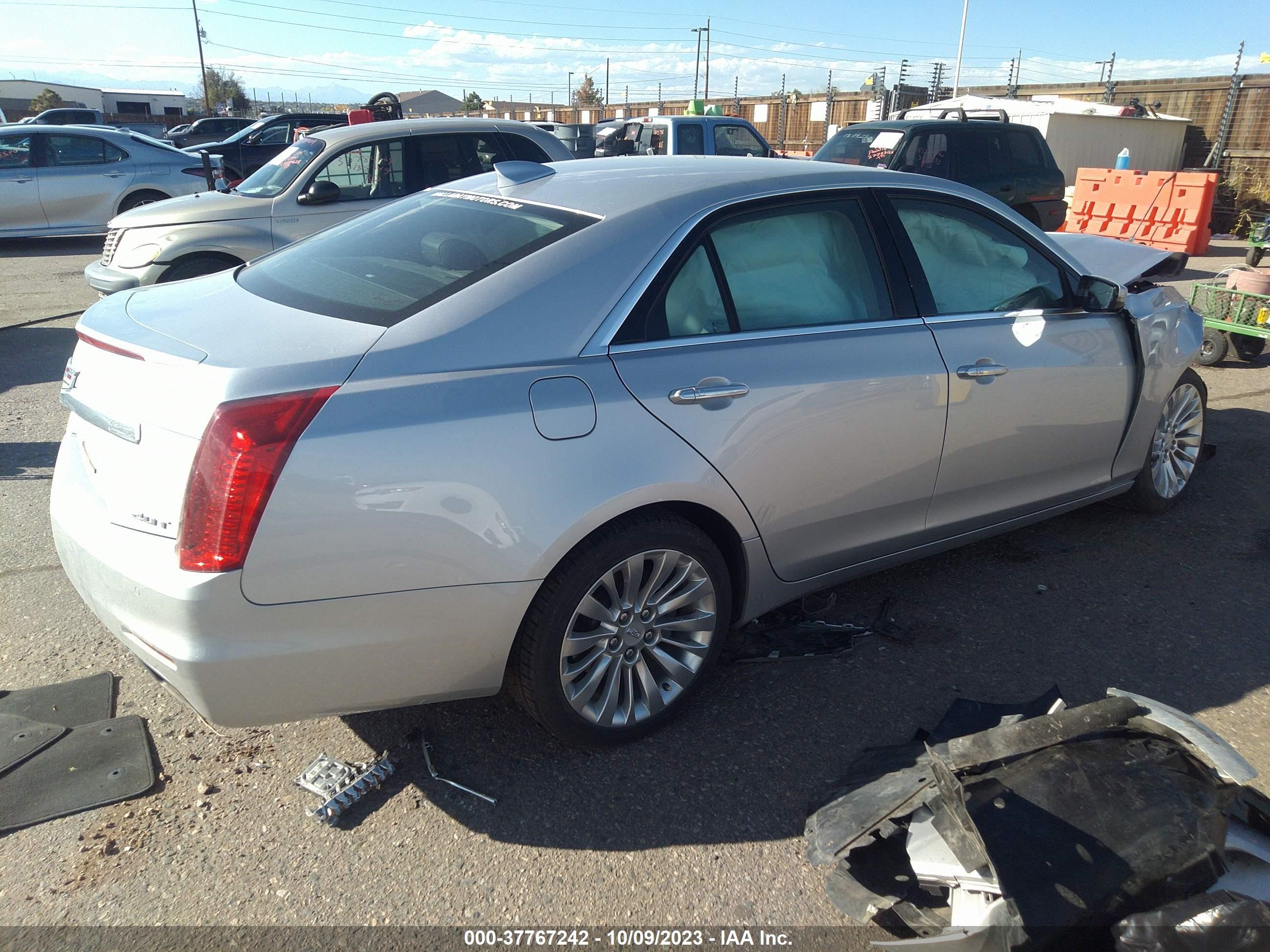 Photo 3 VIN: 1G6AR5SX1F0106096 - CADILLAC CTS 