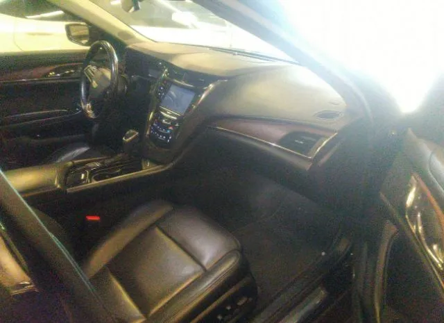 Photo 4 VIN: 1G6AR5SX1H0130059 - CADILLAC CTS SEDAN 