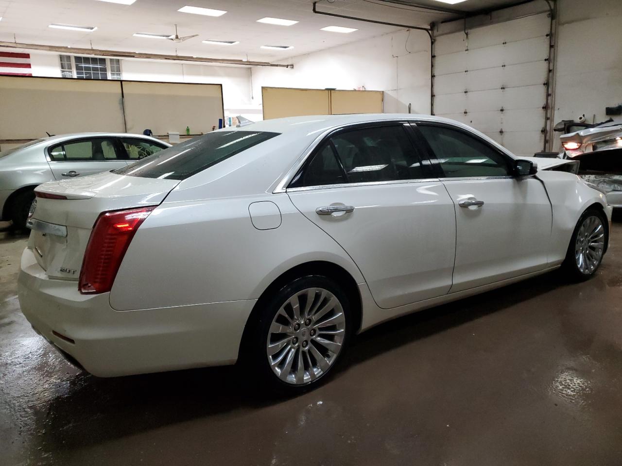 Photo 2 VIN: 1G6AR5SX2E0175586 - CADILLAC CTS 