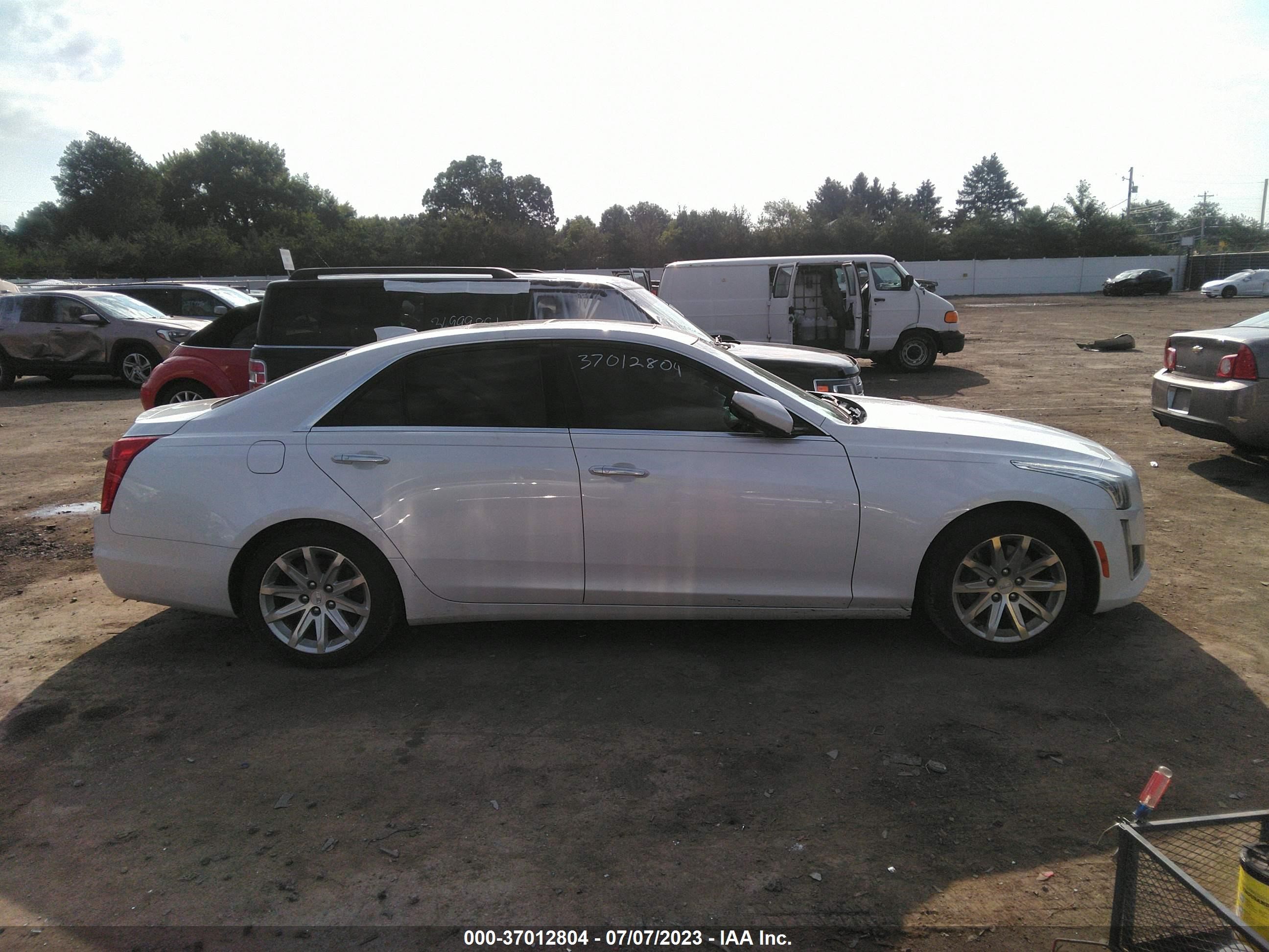 Photo 11 VIN: 1G6AR5SX4F0117402 - CADILLAC CTS 