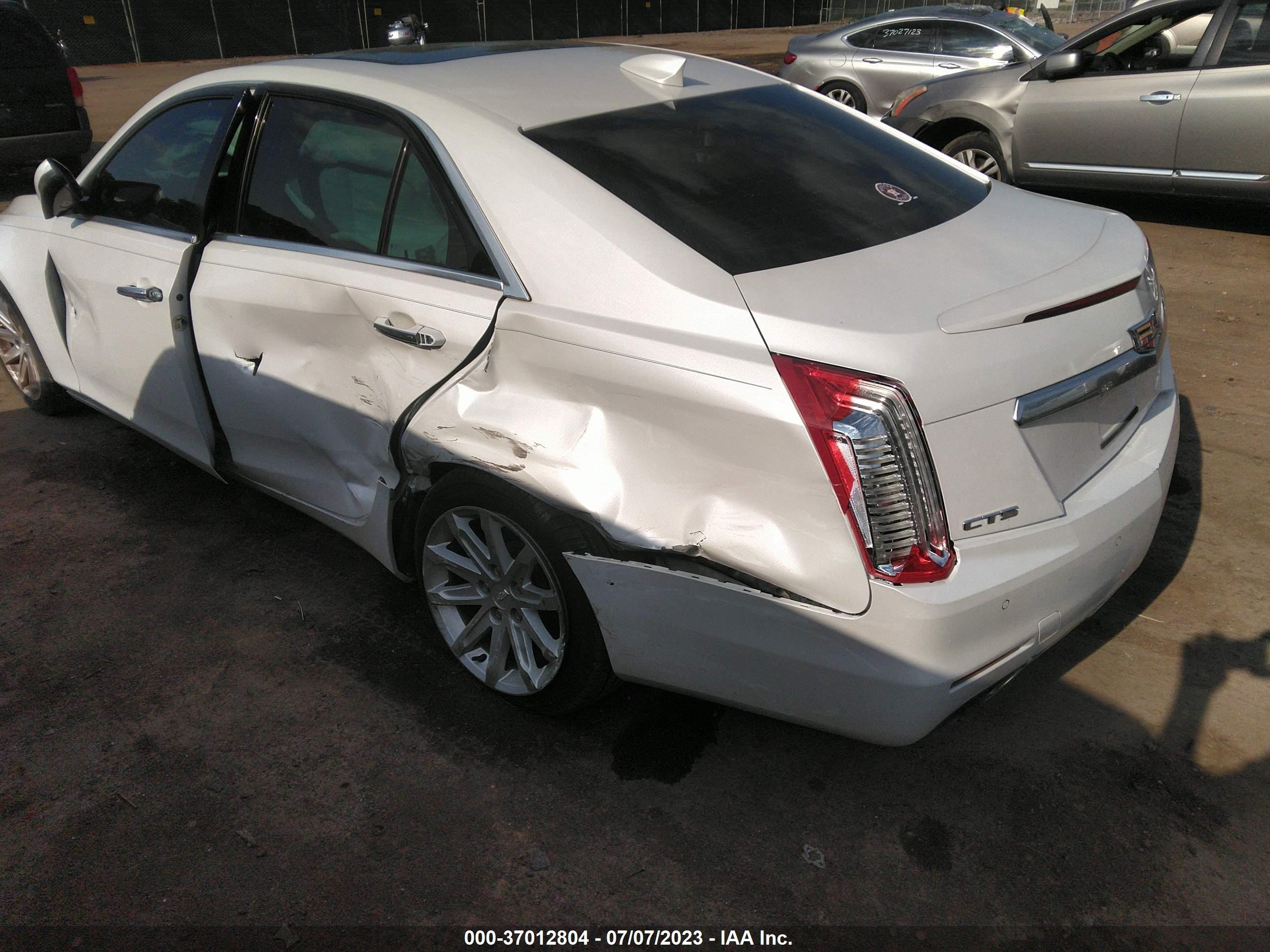 Photo 5 VIN: 1G6AR5SX4F0117402 - CADILLAC CTS 