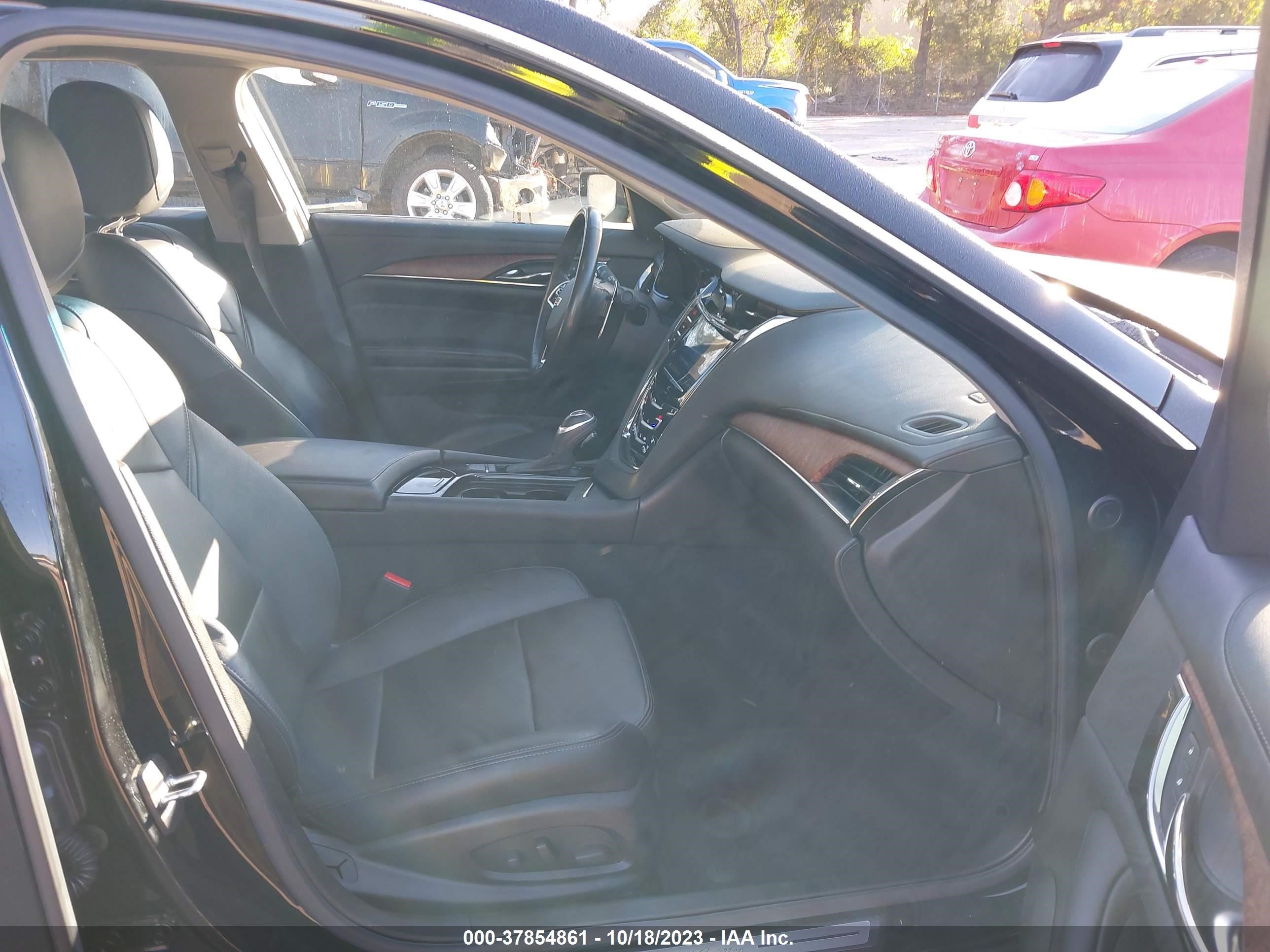 Photo 4 VIN: 1G6AR5SX5K0142173 - CADILLAC CTS 