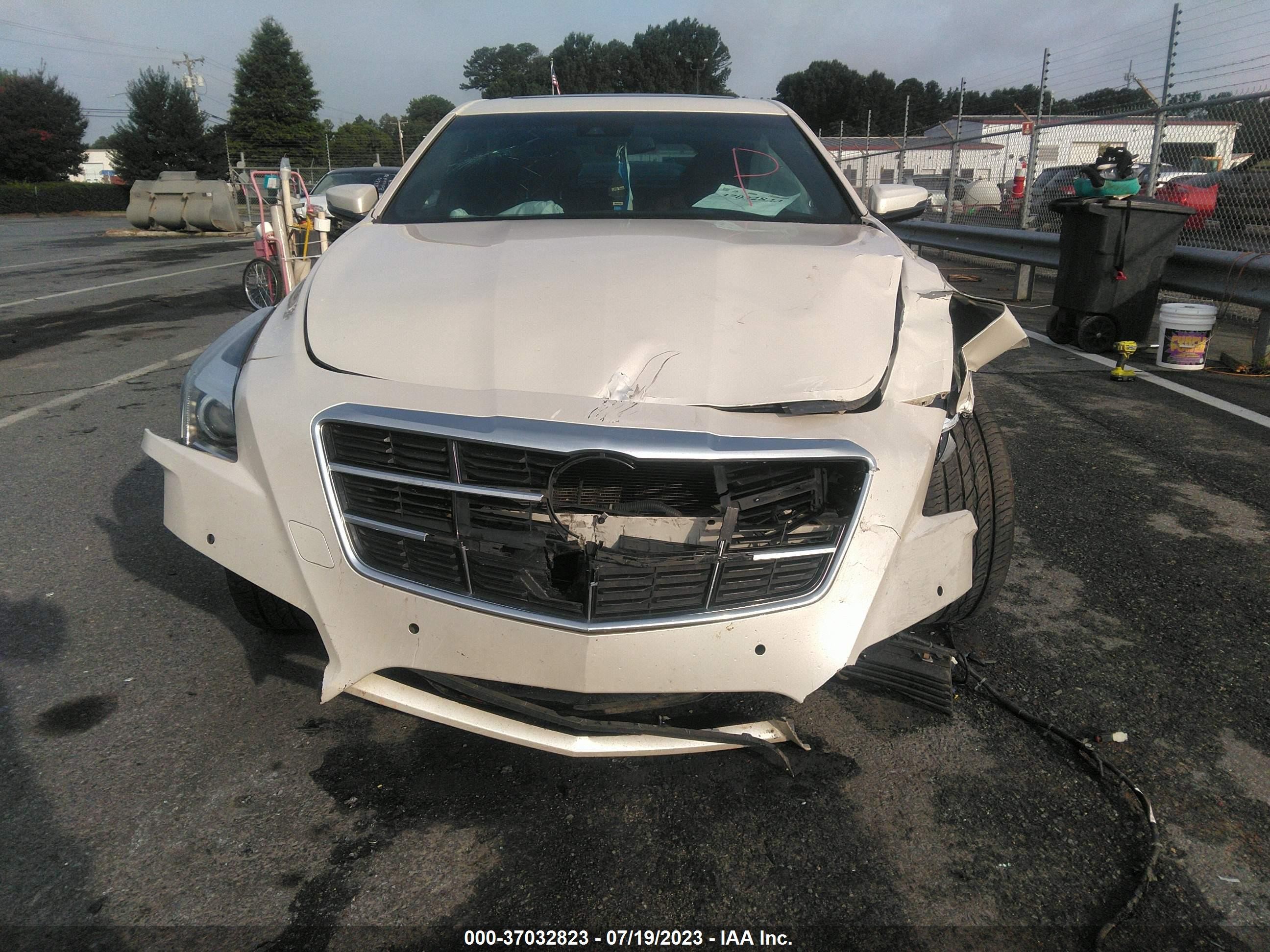 Photo 11 VIN: 1G6AS5S37E0133478 - CADILLAC CTS 